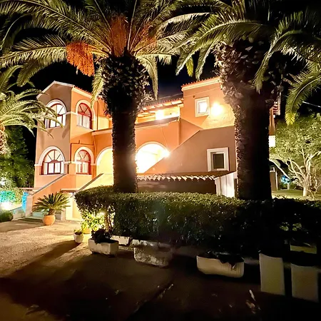 Pami * Almiros Beach