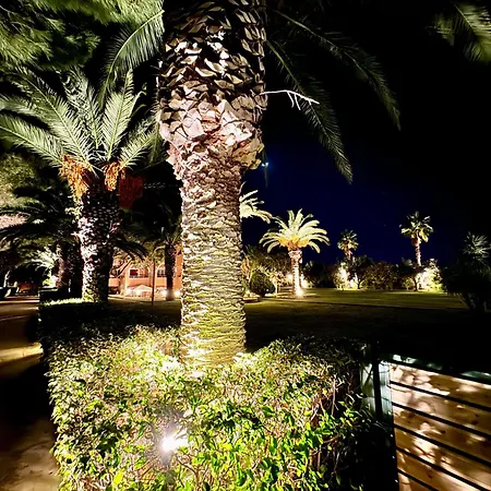 Pami * Almiros strand